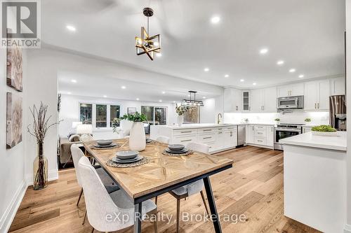 877 Kingsway Drive, Burlington (Lasalle), ON - Indoor