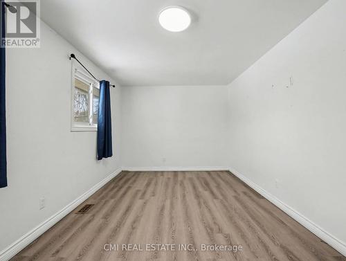 4306 East Avenue, Lincoln, ON - Indoor Photo Showing Other Room