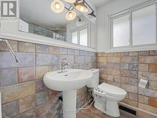 4306 East Avenue, Lincoln, ON - Indoor Photo Showing Bathroom