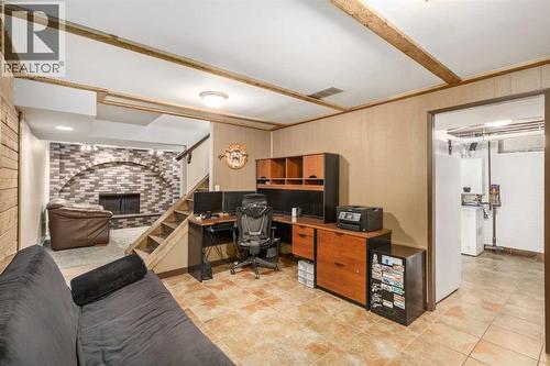 1315 Lake Michigan Crescent Se, Calgary, AB - Indoor