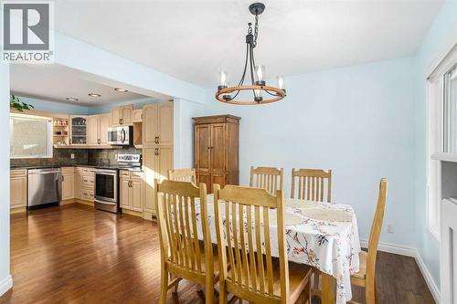 1315 Lake Michigan Crescent Se, Calgary, AB - Indoor Photo Showing Dining Room