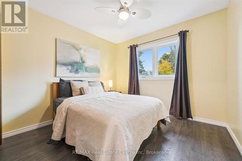 500 Watson Parkway S, Guelph (York/Watson Industrial Park), ON - Indoor Photo Showing Bedroom