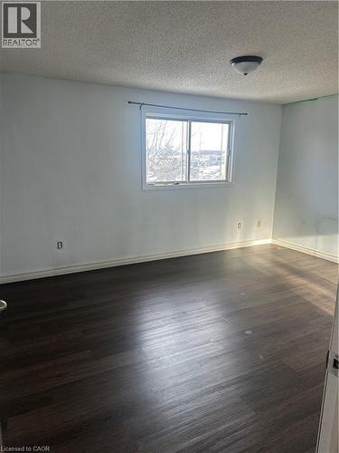 657 Grange Crescent, Waterloo, ON - Indoor Photo Showing Other Room