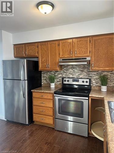 657 Grange Crescent, Waterloo, ON - Indoor Photo Showing Kitchen
