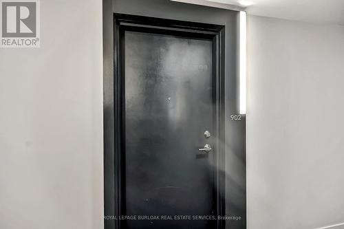 902 - 1201 Dundas Street E, Toronto, ON - Indoor Photo Showing Other Room