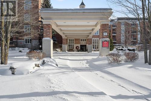 202 - 65 BAYBERRY DRIVE  Guelph (Village By The Arboretum), ON N1G 5K8