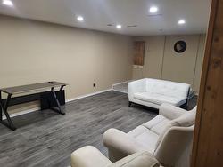 Family room - 
