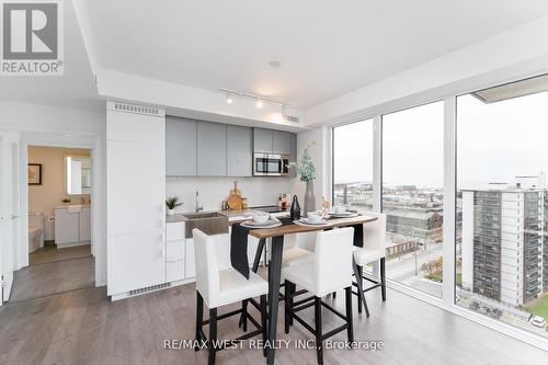 1207 - 270 Dufferin Street W, Toronto, ON - Indoor Photo Showing Dining Room