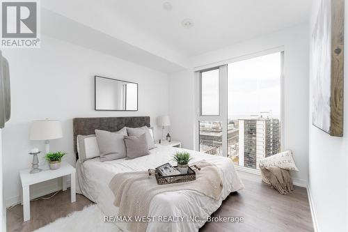 1207 - 270 Dufferin Street W, Toronto, ON - Indoor Photo Showing Bedroom