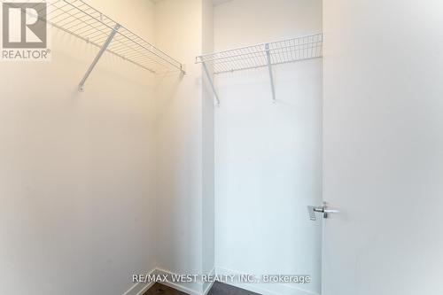 1207 - 270 Dufferin Street W, Toronto, ON - Indoor With Storage