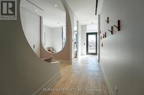 1207 - 270 Dufferin Street W, Toronto, ON - Indoor Photo Showing Other Room