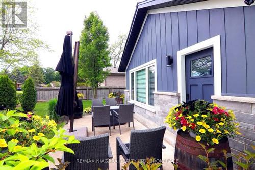 3886 Glenview Drive, Lincoln (Lincoln-Jordan/Vineland), ON - Outdoor With Deck Patio Veranda