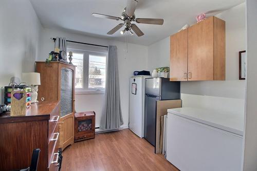 Bedroom - 1190 Av. Des Bois, Malartic, QC - Indoor Photo Showing Laundry Room
