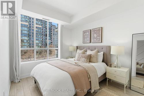 609 - 3655 Kingston Road, Toronto (Scarborough Village), ON - Indoor Photo Showing Bedroom