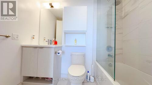 6210 - 55 Cooper Street S, Toronto, ON - Indoor Photo Showing Bathroom