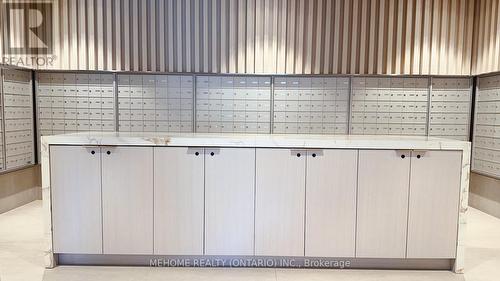 6210 - 55 Cooper Street S, Toronto, ON - Indoor Photo Showing Other Room