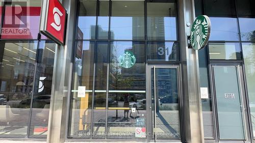 6210 - 55 Cooper Street S, Toronto, ON - 