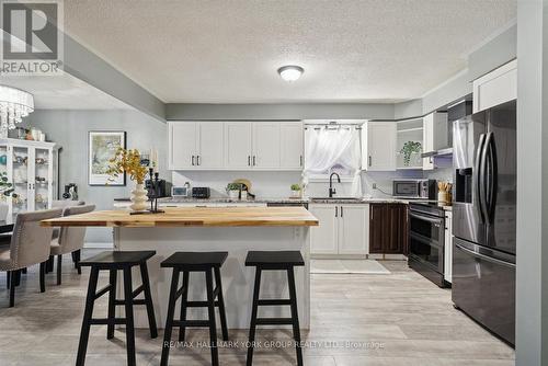 5 Burke Street, Georgina, ON - Indoor