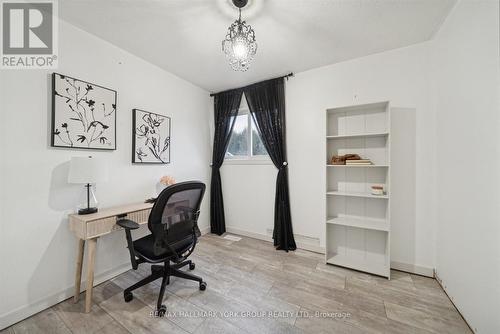 5 Burke Street, Georgina, ON - Indoor