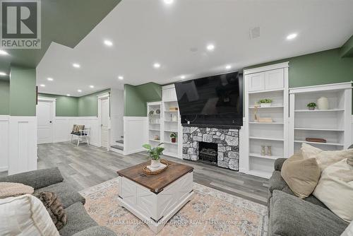 5 Burke Street, Georgina, ON - Indoor Photo Showing Living Room With Fireplace