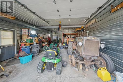 5 Burke Street, Georgina, ON - Indoor Photo Showing Garage