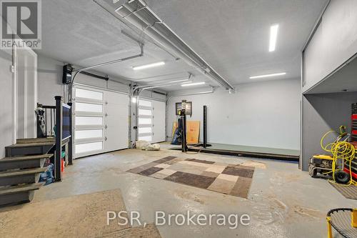 140 Ravendale Court, Vaughan, ON - Indoor Photo Showing Garage