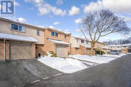 116 - 1538 Lancaster Drive, Oakville, ON - Outdoor