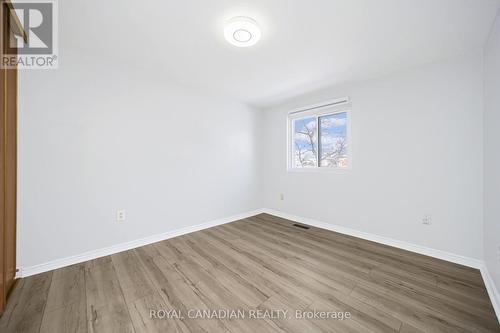116 - 1538 Lancaster Drive, Oakville, ON - Indoor Photo Showing Other Room