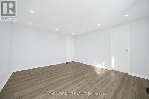 116 - 1538 Lancaster Drive, Oakville, ON - Indoor Photo Showing Other Room