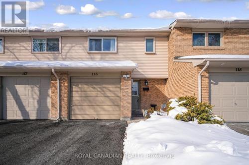 116 - 1538 Lancaster Drive, Oakville, ON - Outdoor