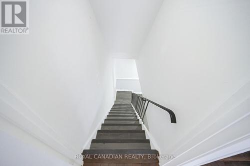 116 - 1538 Lancaster Drive, Oakville, ON - Indoor Photo Showing Other Room