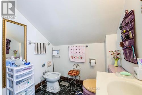 423365 25 Side Road, Amaranth, ON - Indoor Photo Showing Bathroom