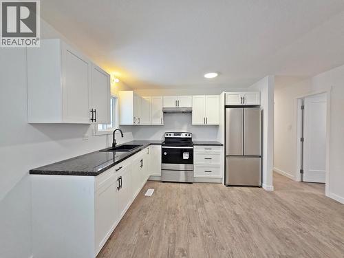3982 Bulova Road, Quesnel, BC - Indoor Photo Showing Kitchen