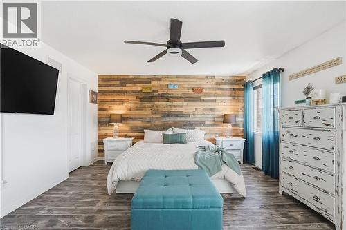 211 Odonnel Drive, Binbrook, ON - Indoor Photo Showing Bedroom