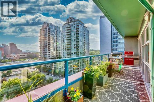 1005, 205 Riverfront Avenue Sw, Calgary, AB - Outdoor