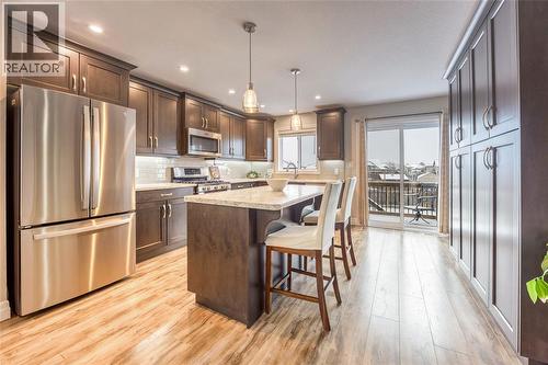 344 Citation Circle, St Clair, ON - Indoor Photo Showing Kitchen With Upgraded Kitchen