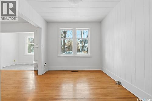 912 5Th Avenue N, Saskatoon, SK - Indoor Photo Showing Other Room