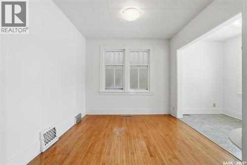 912 5Th Avenue N, Saskatoon, SK - Indoor Photo Showing Other Room