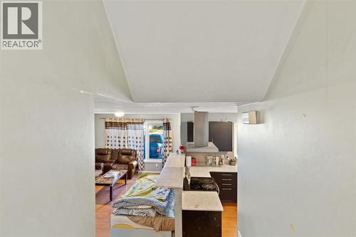 20 Castlegrove Way Ne, Calgary, AB - Indoor