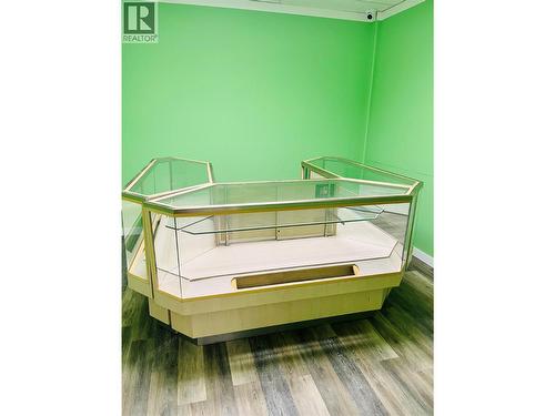 3315 30Th Avenue Unit# Basement, Vernon, BC 