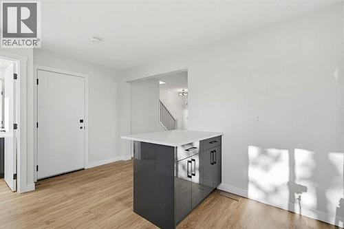 5610 Pensacola Crescent Se, Calgary, AB - Indoor