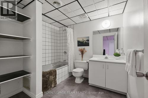 4 pce bathroom inlaw #1. - 461 Campbells Side Road, Beckwith, ON - Indoor Photo Showing Bathroom