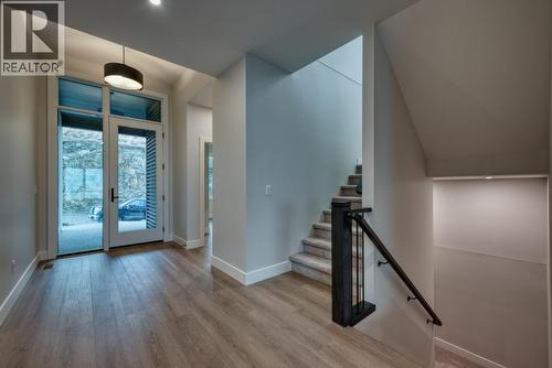 1030 Emslie Street, Kelowna, BC - Indoor Photo Showing Other Room
