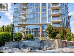 1075 Sunset Drive Unit# 706  Kelowna, BC V1Y 6Y6