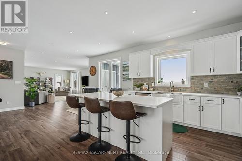 151116 12Th Line, East Garafraxa, ON - Indoor Photo Showing Kitchen With Upgraded Kitchen