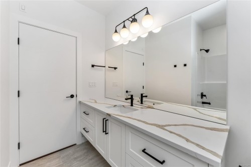 219 Cowichan Lake Rd, Lake Cowichan, BC 