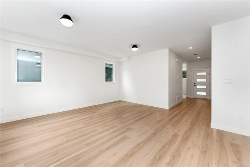 219 Cowichan Lake Rd, Lake Cowichan, BC 