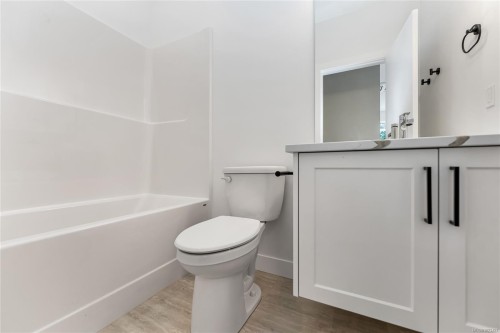 219 Cowichan Lake Rd, Lake Cowichan, BC 