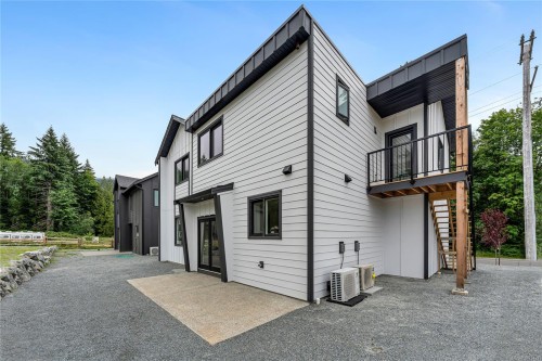 219 Cowichan Lake Rd, Lake Cowichan, BC 