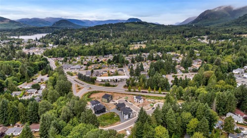 219 Cowichan Lake Rd, Lake Cowichan, BC 